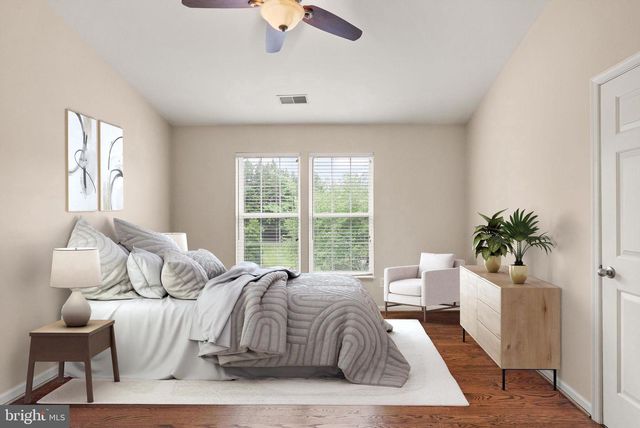 917 ROLFE PL, Alexandria, VA 22314