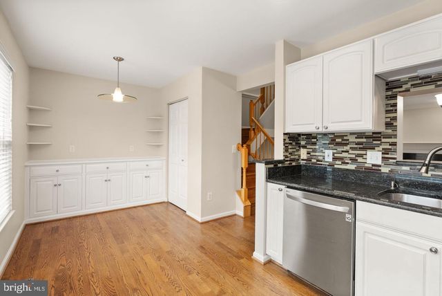 917 ROLFE PL, Alexandria, VA 22314