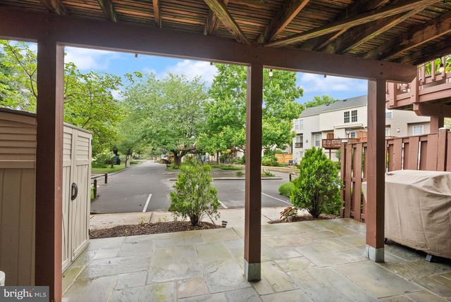 917 ROLFE PL, Alexandria, VA 22314