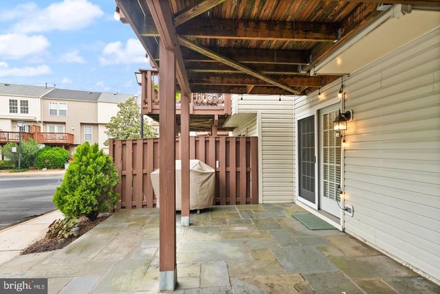 917 ROLFE PL, Alexandria, VA 22314