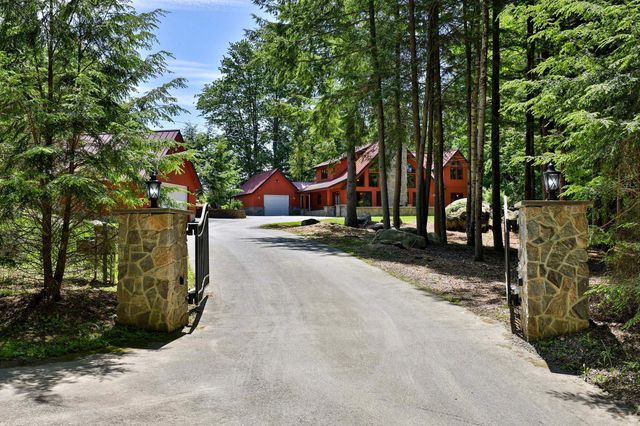 168 Chandler Road, Chester, VT 05143