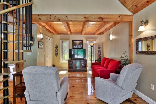 168 Chandler Road, Chester, VT 05143