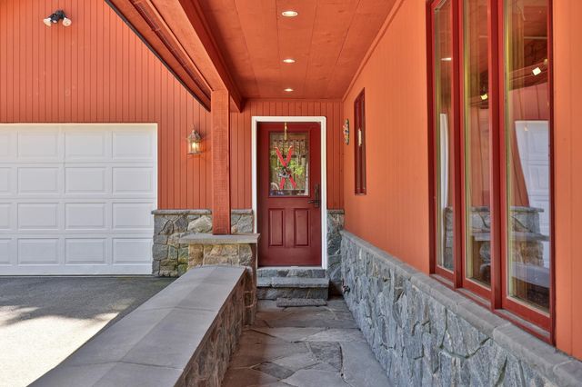 168 Chandler Road, Chester, VT 05143