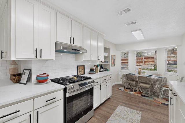 3609 Country Club Road, Arlington, TX 76013