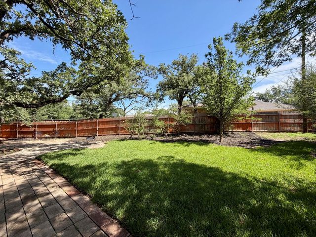 3609 Country Club Road, Arlington, TX 76013