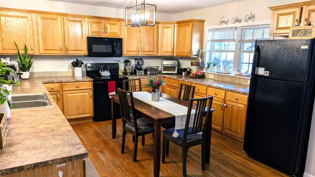 82 Old Orchard Road, Eastham, MA 02642