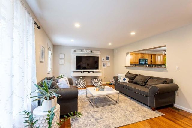 82 Old Orchard Road, Eastham, MA 02642