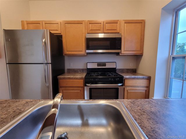 294 Ruth Court, Middletown, NY 10940
