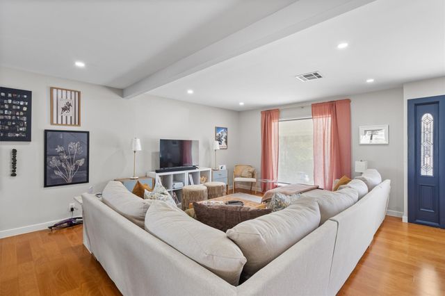 3400 Santa Fe DR, Austin, TX 78741