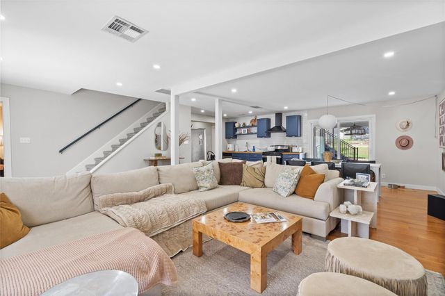 3400 Santa Fe DR, Austin, TX 78741