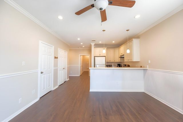 2101 Sealy Street, Galveston, TX 77550