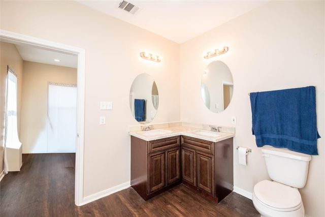 2101 Sealy Street, Galveston, TX 77550