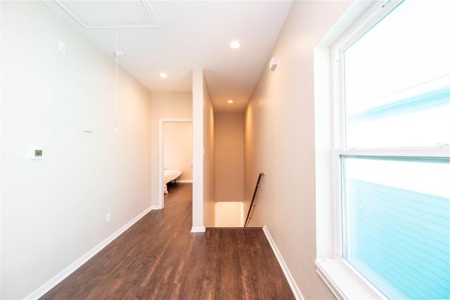 2101 Sealy Street, Galveston, TX 77550