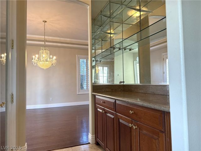 8137 Desert Jewel Circle, Las Vegas, NV 89128