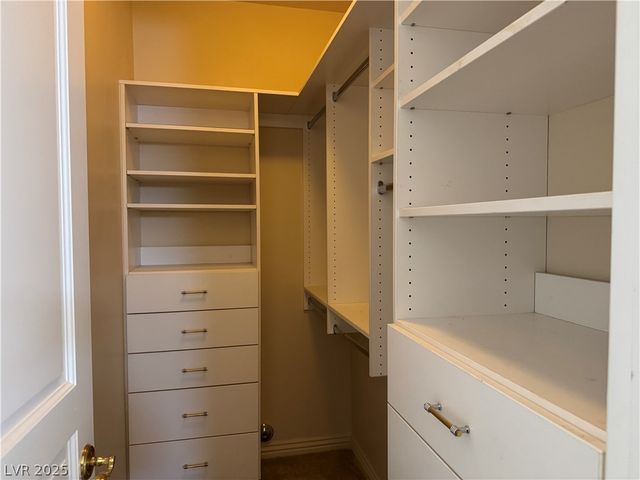 8137 Desert Jewel Circle, Las Vegas, NV 89128