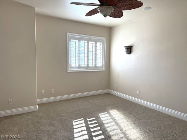 8137 Desert Jewel Circle, Las Vegas, NV 89128