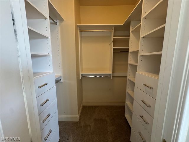 8137 Desert Jewel Circle, Las Vegas, NV 89128