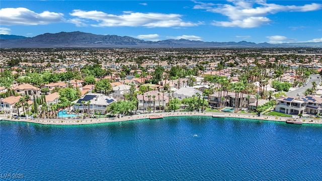 8137 Desert Jewel Circle, Las Vegas, NV 89128