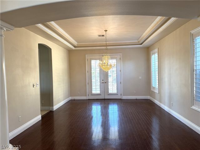 8137 Desert Jewel Circle, Las Vegas, NV 89128