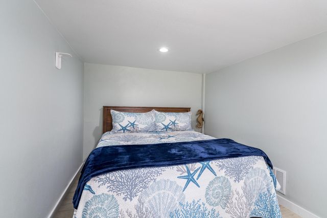 16531 Nassau Way, Jamaica Beach, TX 77554