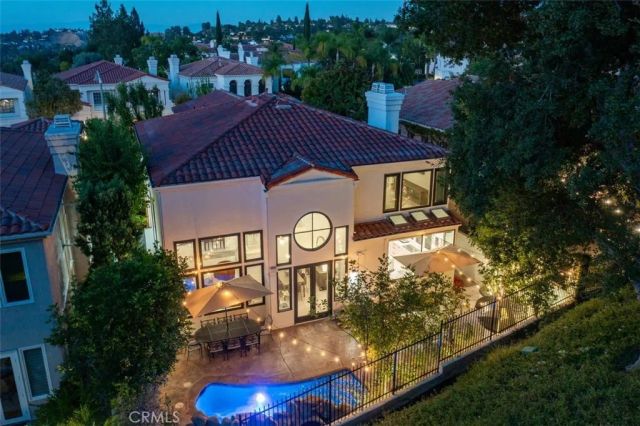23262 Park Corniche, Calabasas, CA 91302