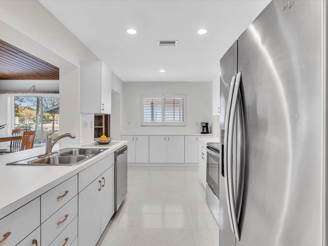 4504 NW 47th Terrace, Tamarac, FL 33319