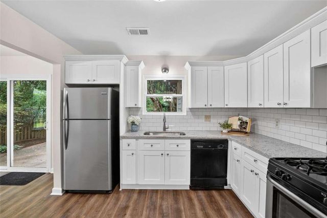 1208 Shiloh Circle, Kennesaw, GA 30144