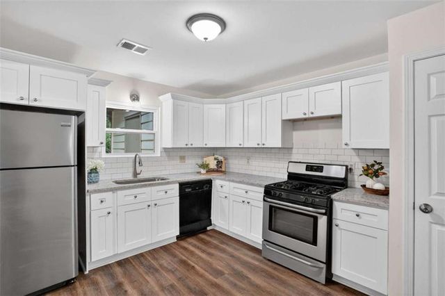 1208 Shiloh Circle, Kennesaw, GA 30144
