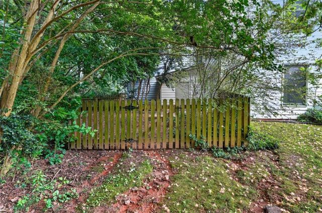 1208 Shiloh Circle, Kennesaw, GA 30144