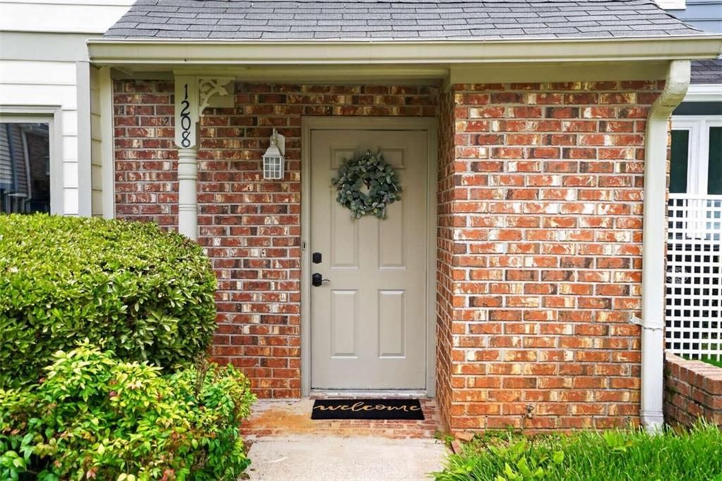1208 Shiloh Circle, Kennesaw, GA 30144