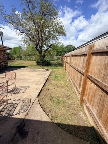 2714 San Jacinto Drive, Pasadena, TX 77502