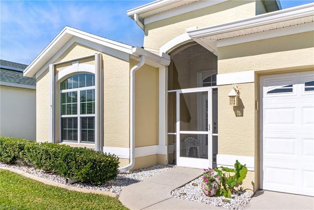 1777 Emerald Cove CIR, Cape Coral, FL 33991