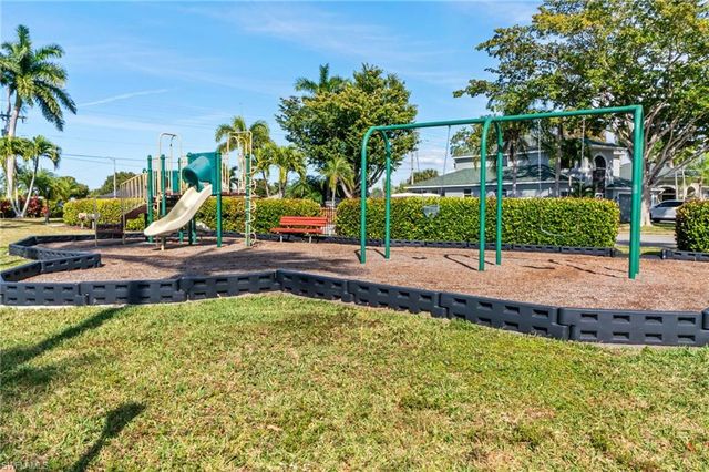 1777 Emerald Cove CIR, Cape Coral, FL 33991