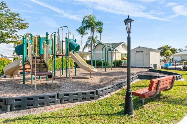 1777 Emerald Cove CIR, Cape Coral, FL 33991