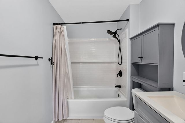 81 Littleton Rd, Chelmsford, MA 01824