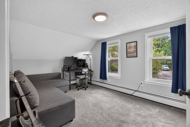81 Littleton Rd, Chelmsford, MA 01824