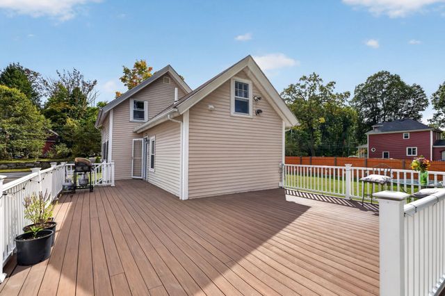 81 Littleton Rd, Chelmsford, MA 01824