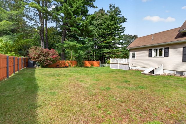 81 Littleton Rd, Chelmsford, MA 01824