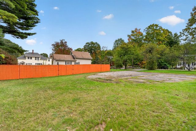 81 Littleton Rd, Chelmsford, MA 01824