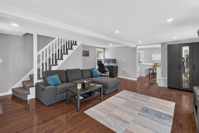81 Littleton Rd, Chelmsford, MA 01824