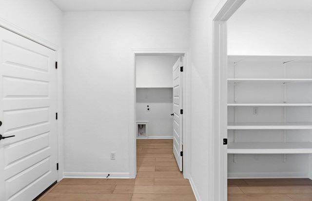 6917 Cliff Rose DR, Spicewood, TX 78669