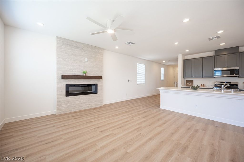 Image 13 of property listing at 10279 Fragrant Apple Court, Las Vegas, NV 89141