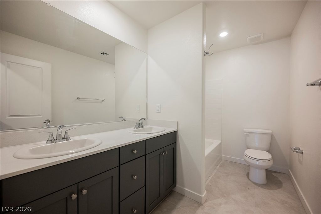 Image 18 of property listing at 10279 Fragrant Apple Court, Las Vegas, NV 89141