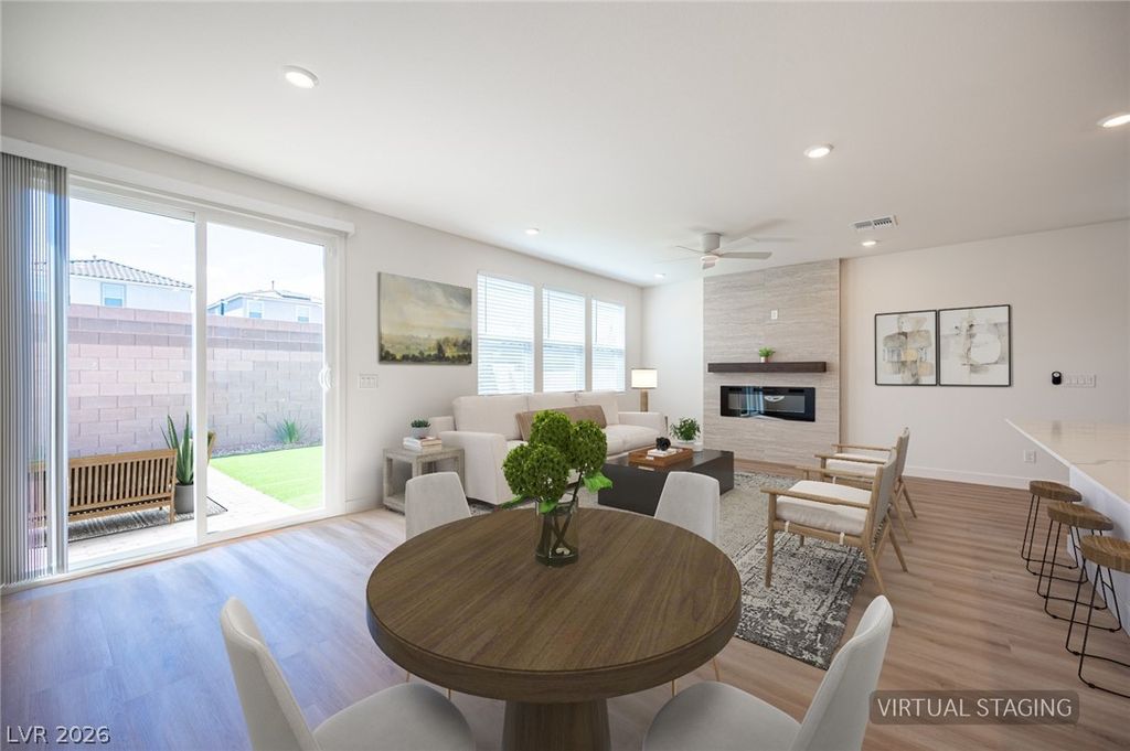 Image 4 of property listing at 10279 Fragrant Apple Court, Las Vegas, NV 89141