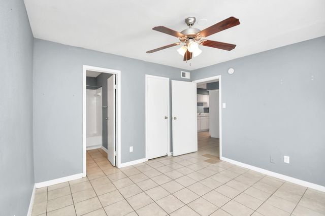 5959 Bonhomme Road 162R, Houston, TX 77036