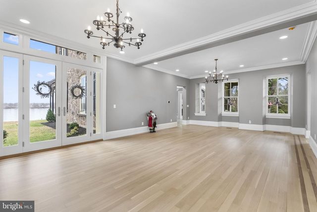 231 WOODLANE RD, Edgewater Park, NJ 08010