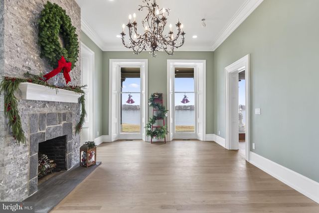 231 WOODLANE RD, Edgewater Park, NJ 08010