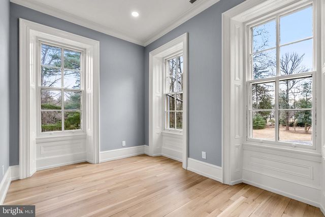 231 WOODLANE RD, Edgewater Park, NJ 08010