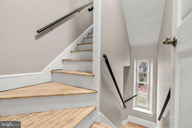 231 WOODLANE RD, Edgewater Park, NJ 08010