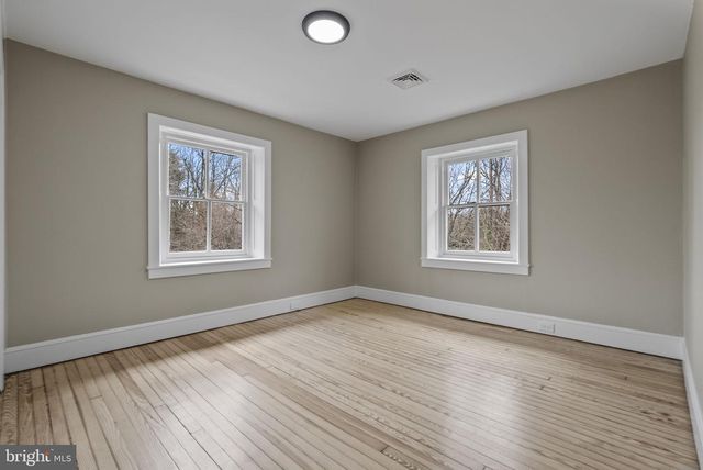 231 WOODLANE RD, Edgewater Park, NJ 08010